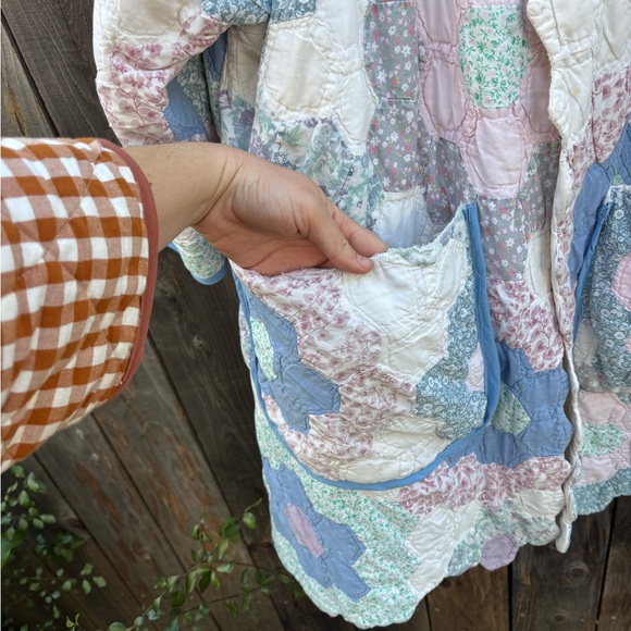 Floral Patchwork Quilted Coat - Picture 3 of 11